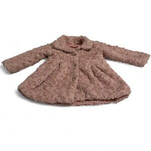 Juicy Couture toddler's pink faux fur coat. #kidscore #juicycouture